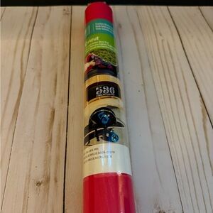 Cricut Glossy Vinyl in Bold Fuschia